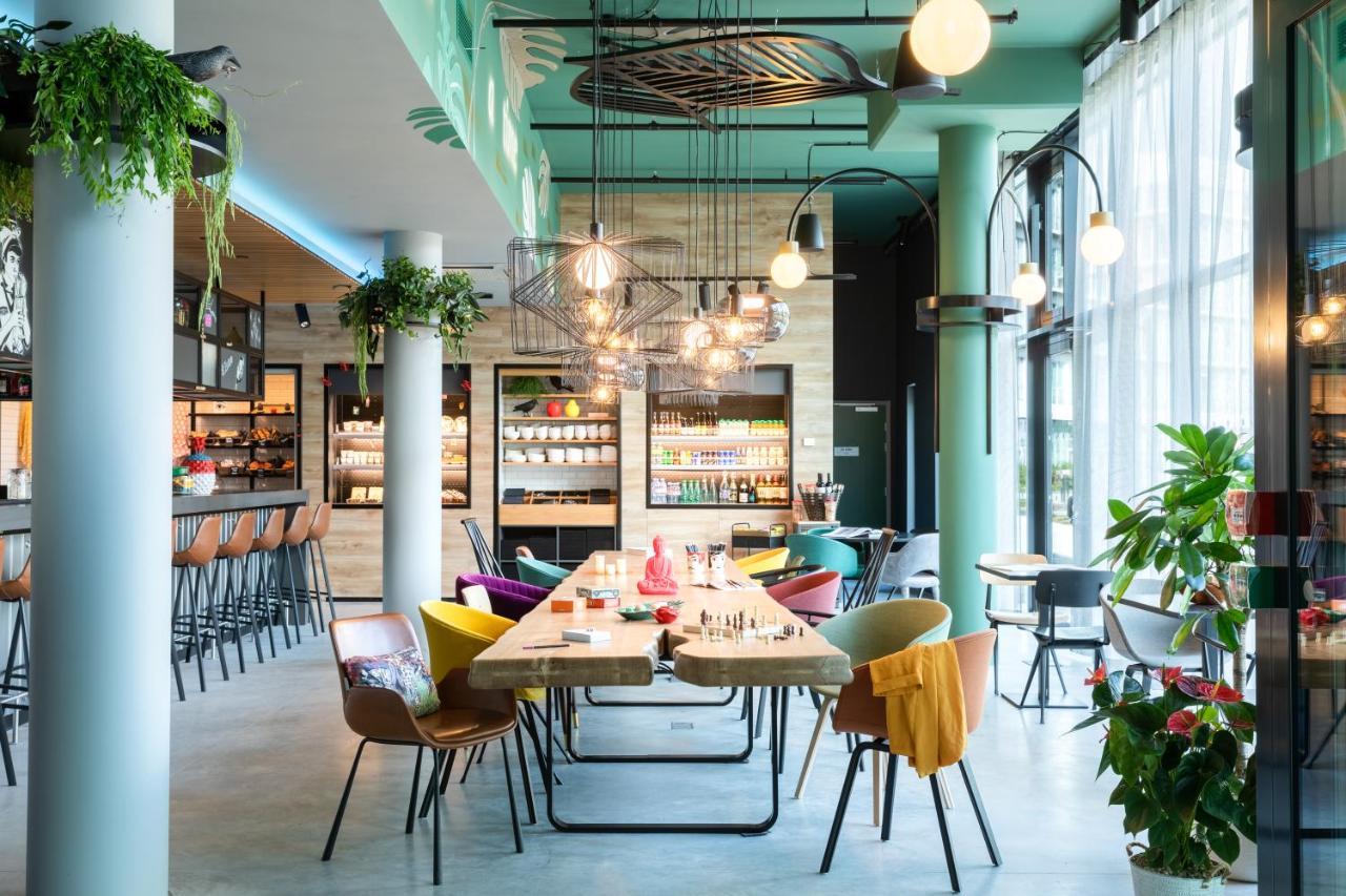 Moxy Paris Val D'Europe Hotel Montévrain Kültér fotó