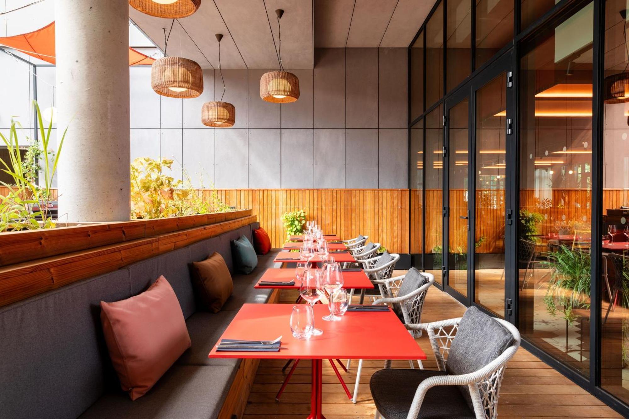 Moxy Paris Val D'Europe Hotel Montévrain Kültér fotó